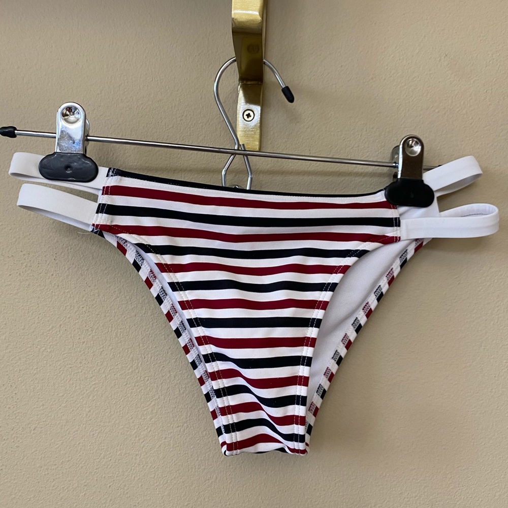 Abercrombie & Fitch bikini bottom size small